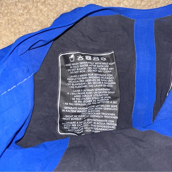 Arena Women's Powerskin R Evo+ Short Leg Swimsuit in Electric Blue - for Racing - Picture 5 of 7